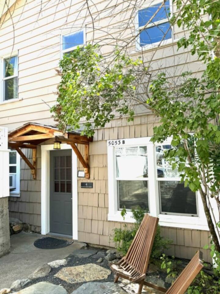 Family Getaway Near Yosemite | Downtown Mariposa