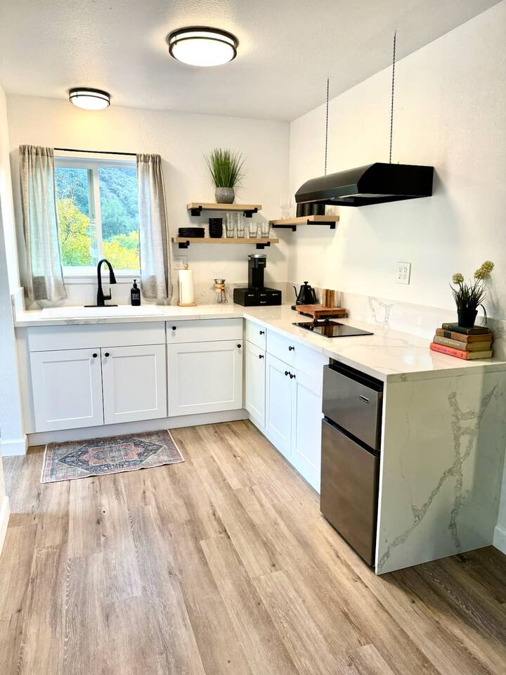 Romantic Mariposa Cottage | 45 Min to Yosemite