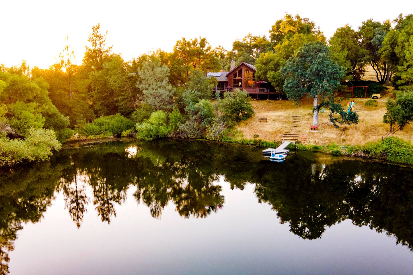 Yosemite cabin with private lake | Twin Springs
