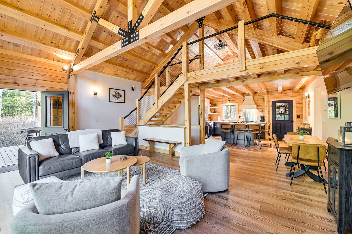 3BR Summer Lake Escapes | Loon Lake & Lake George