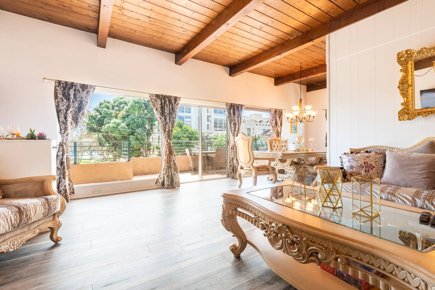Bayfront 3BR + Spa | Views + Parking