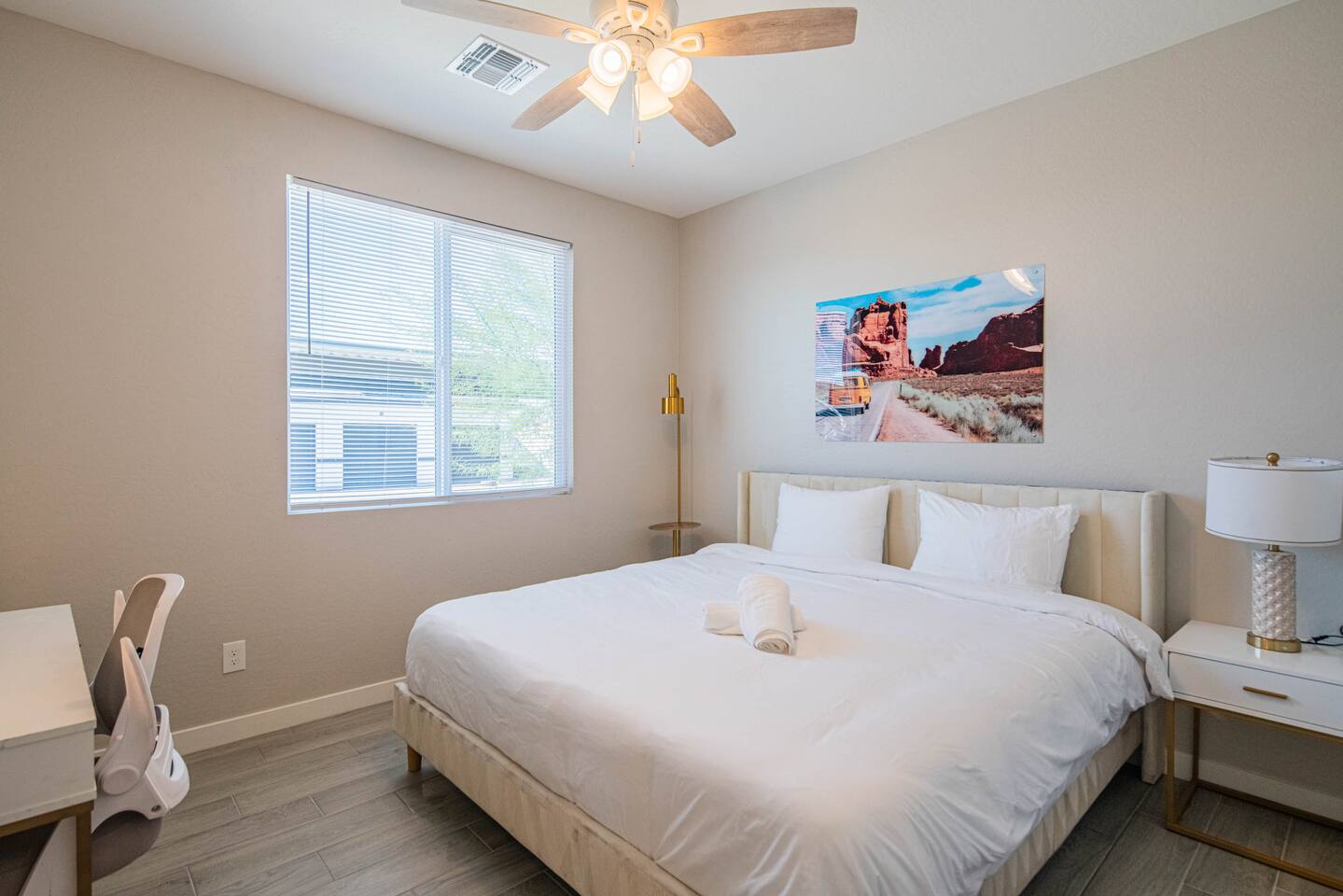 1BR/1BA w/ King Bed – Prime Location