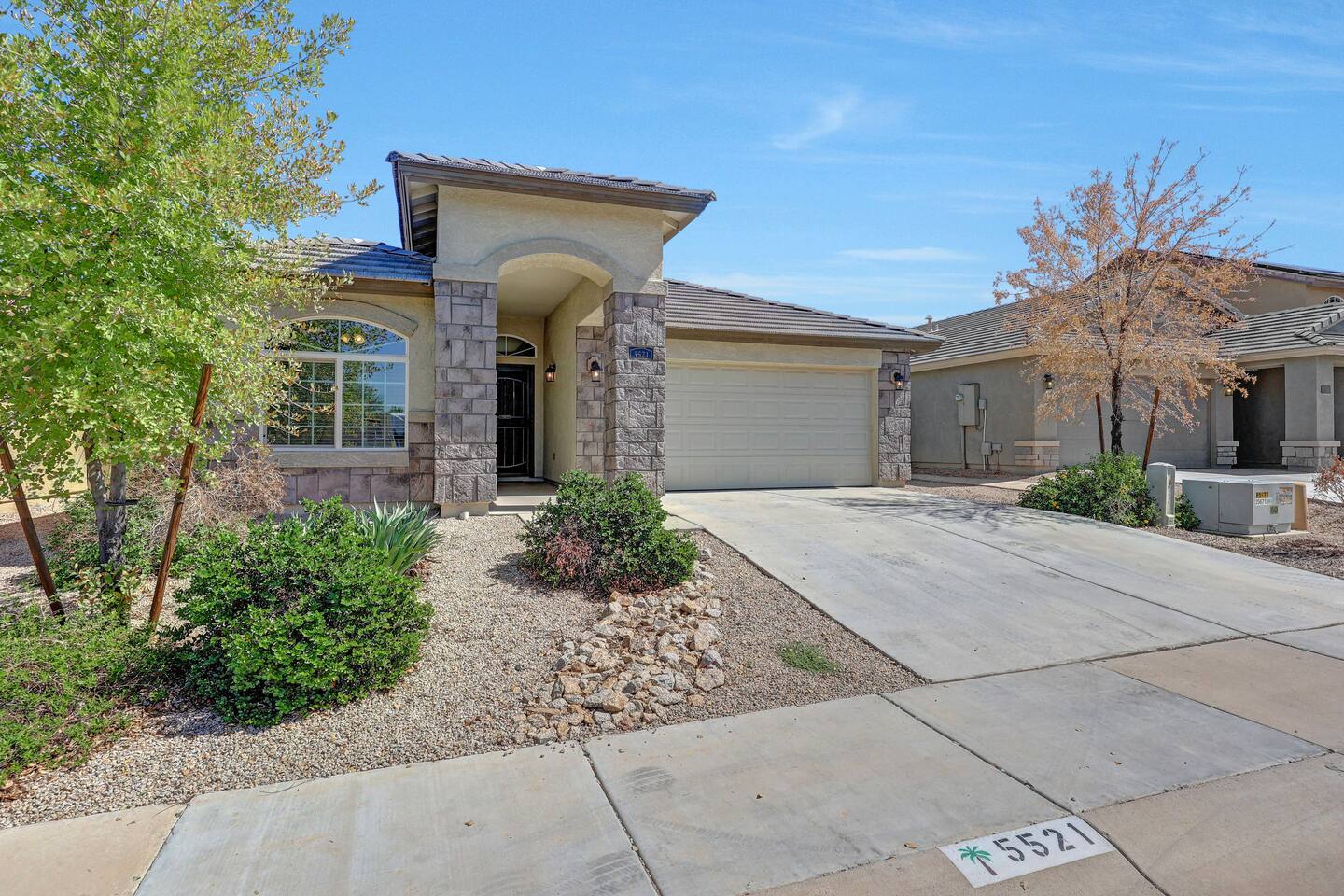 South Mountain Retreat | 4BR for Groups | Pets OK