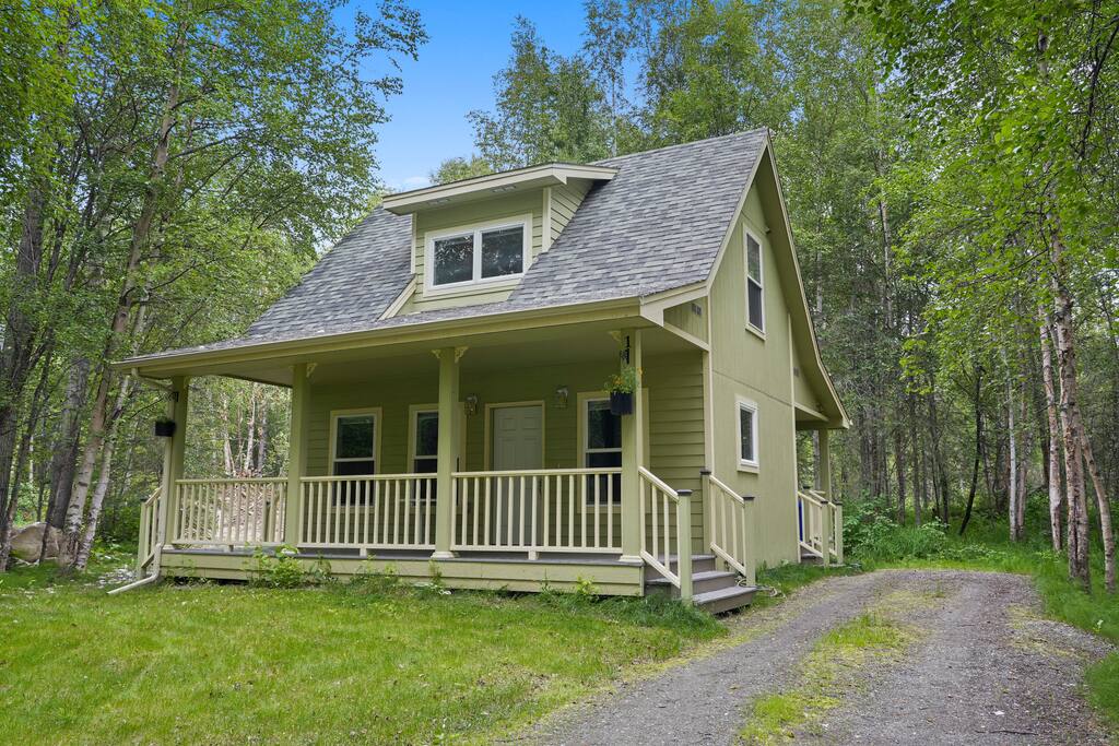 Quiet 2BR Cabin Near Hatcher Pass, Palmer/Wasilla
