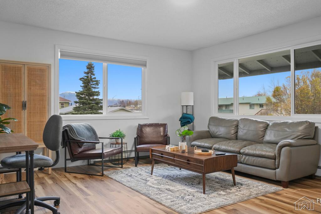 New Remodel Walk 2 Downtown | Clean & Pet Friendly