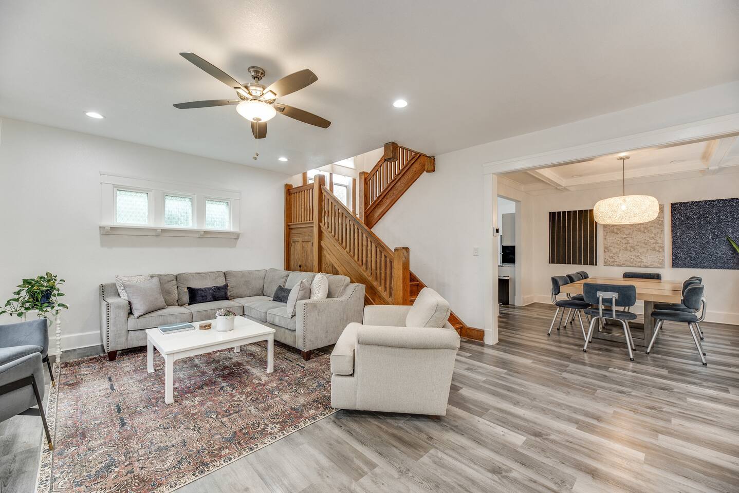 Entire Modern Lakehouse, Steps to Lake Michigan