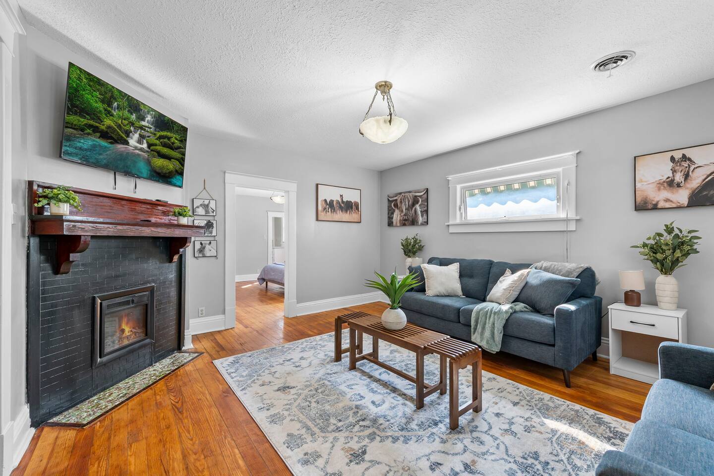 Maple Attic Bright 3BR Stay Near Ball Match Action