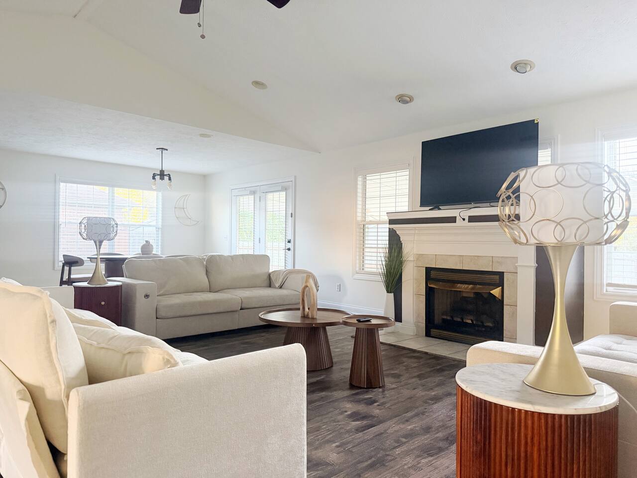 Bramblewood Home - 3BD/2BR Spacious Northside Home