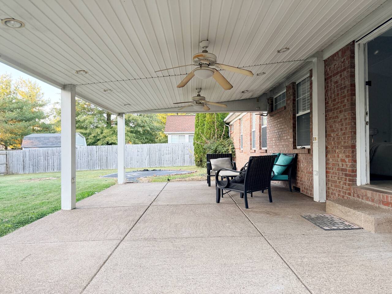 Bramblewood Home - 3BD/2BR Spacious Northside Home