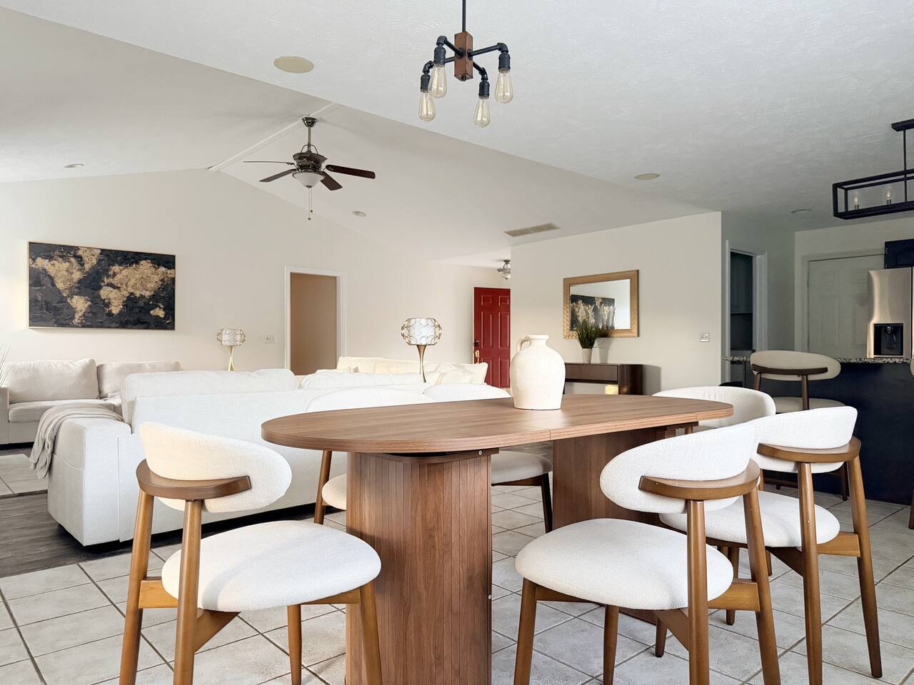 Bramblewood Home - 3BD/2BR Spacious Northside Home