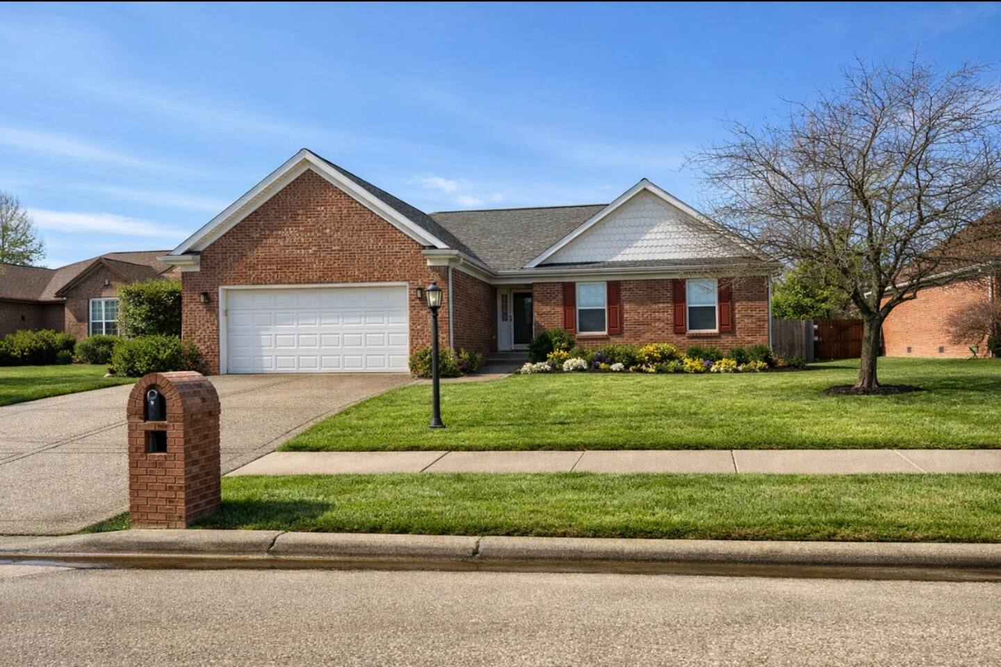 Bramblewood Home - 3BD/2BR Spacious Northside Home