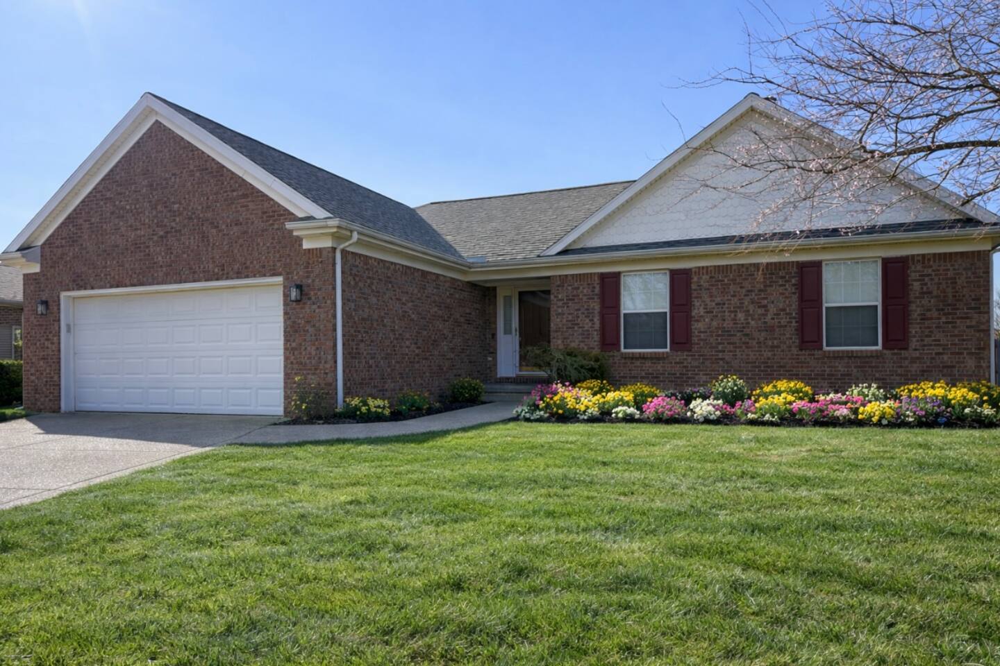Bramblewood Home - 3BD/2BR Spacious Northside Home