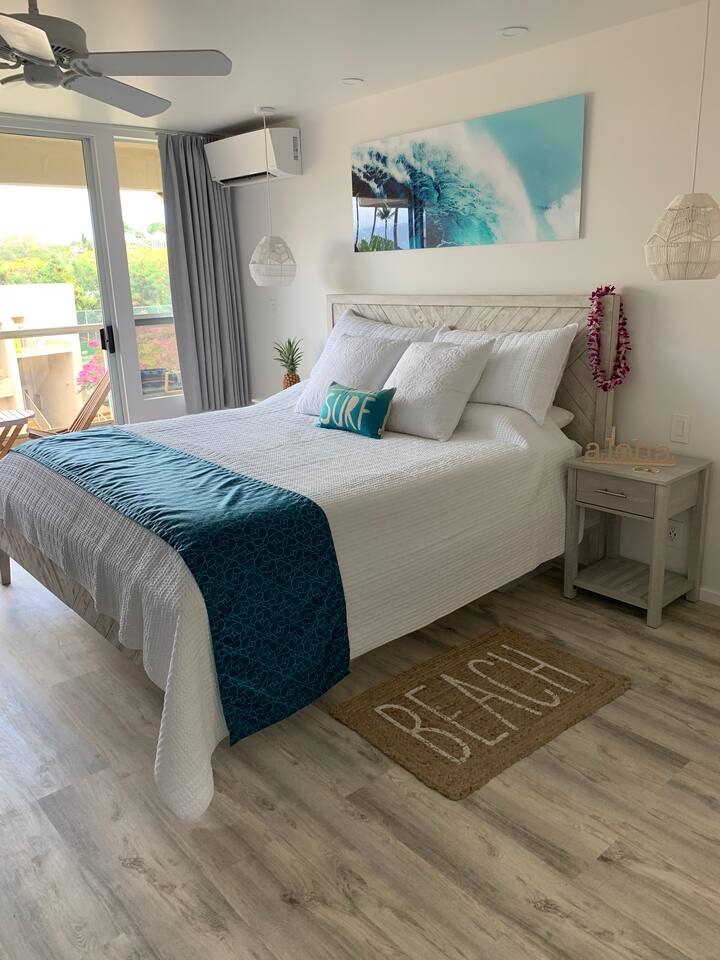 Chic Maui Studio Steps from Beach & Ocean