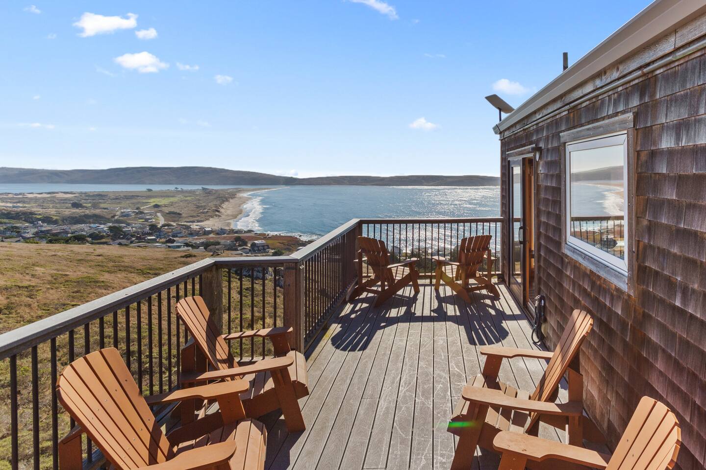 Main Deck outside the Dining Room.
