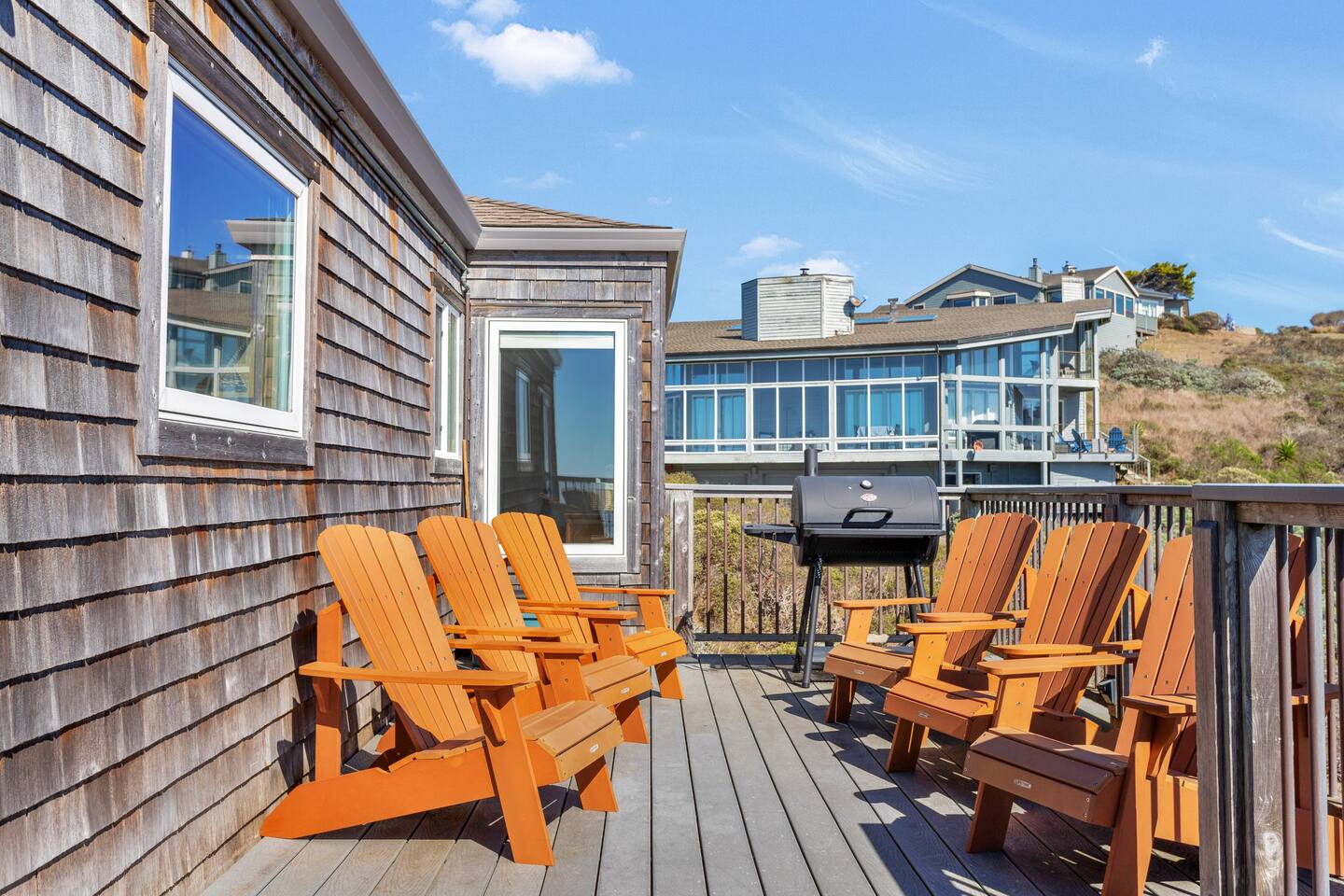 BBQ with a view! Main deck.
