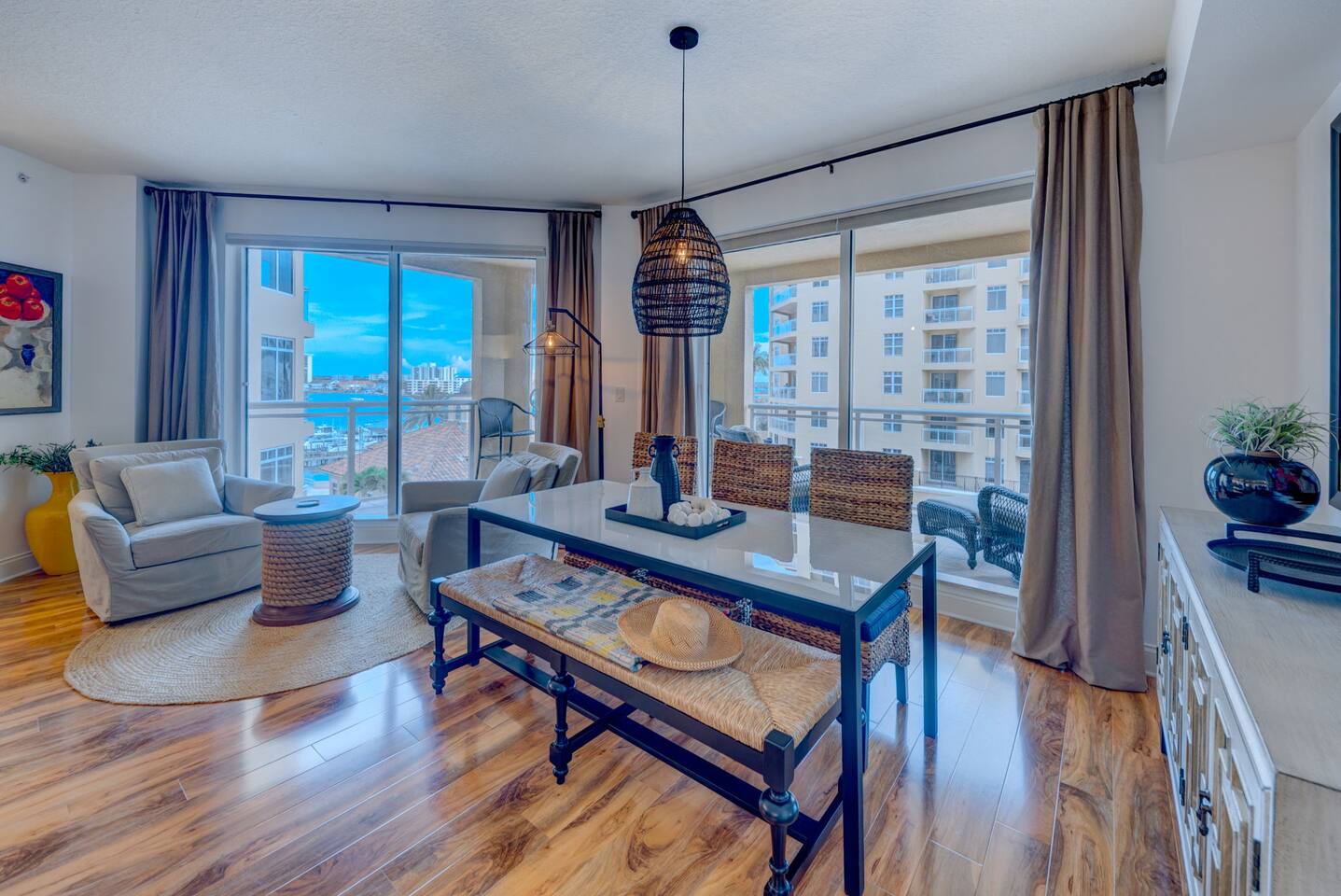 Bellissima at Belle Harbor, Steps from the beach!