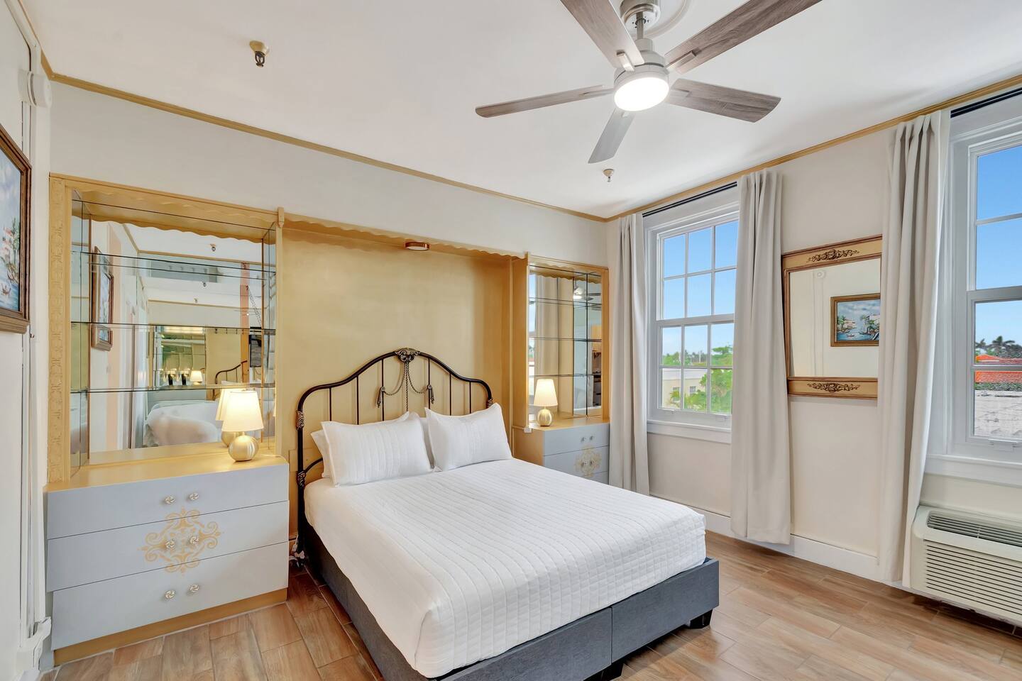 Palm Beach Studio Steps To Beach