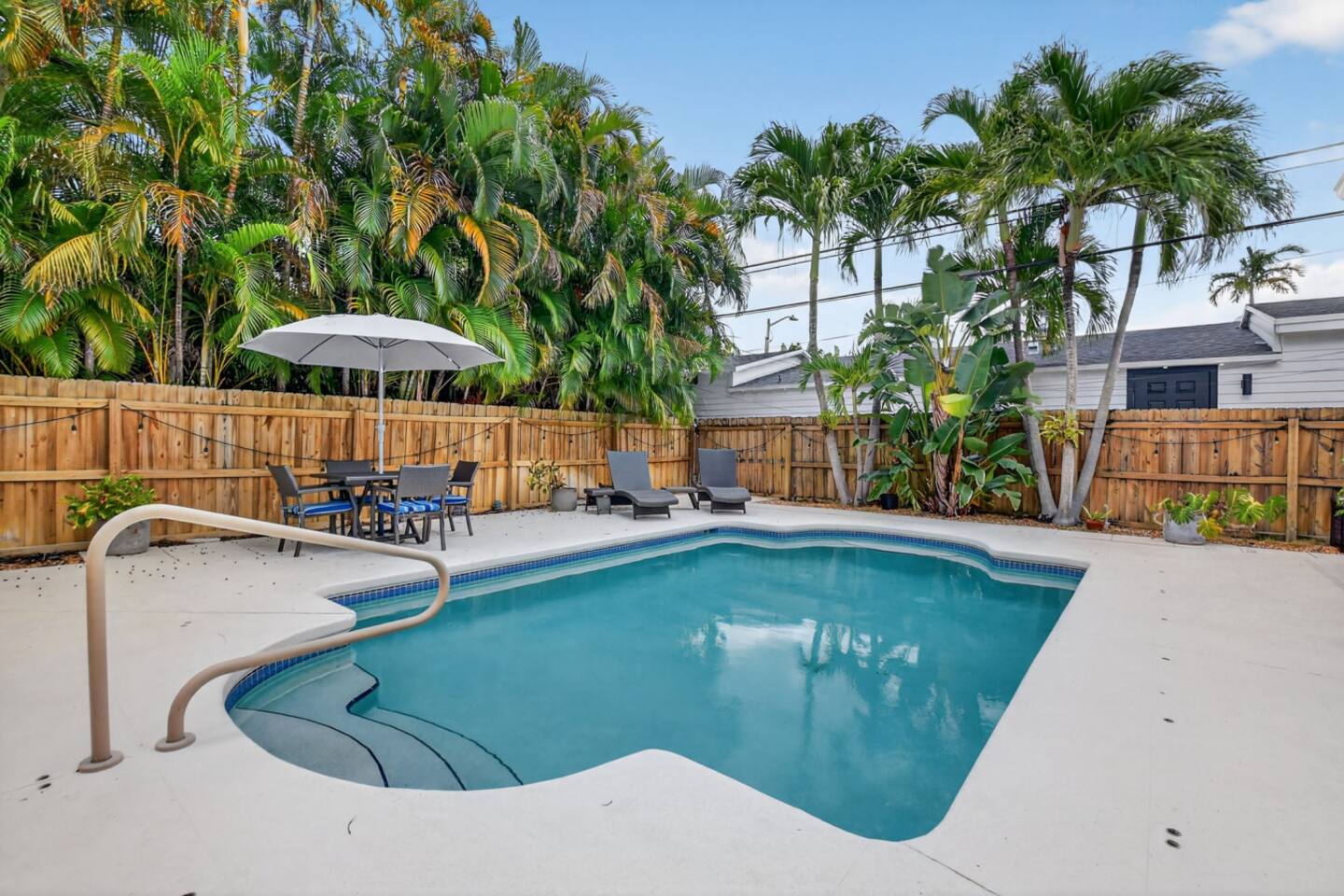 Heated Pool Oasis West Palm Beach Pet Kid Friendly