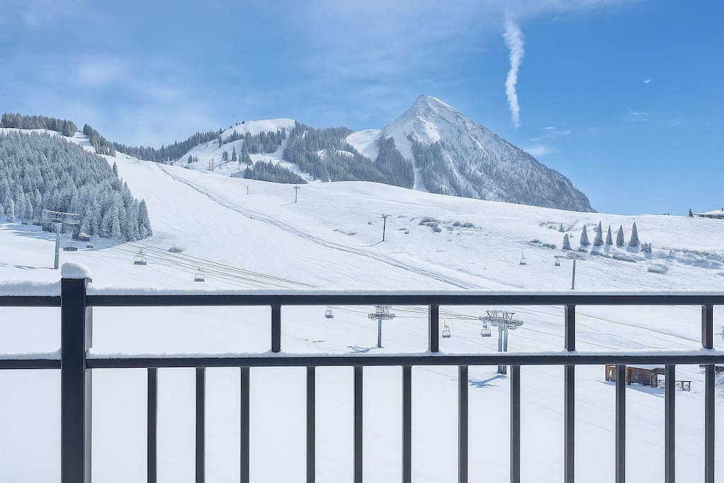 Ski In/Out,  Deck, Hot Tub, Elevator + Garage