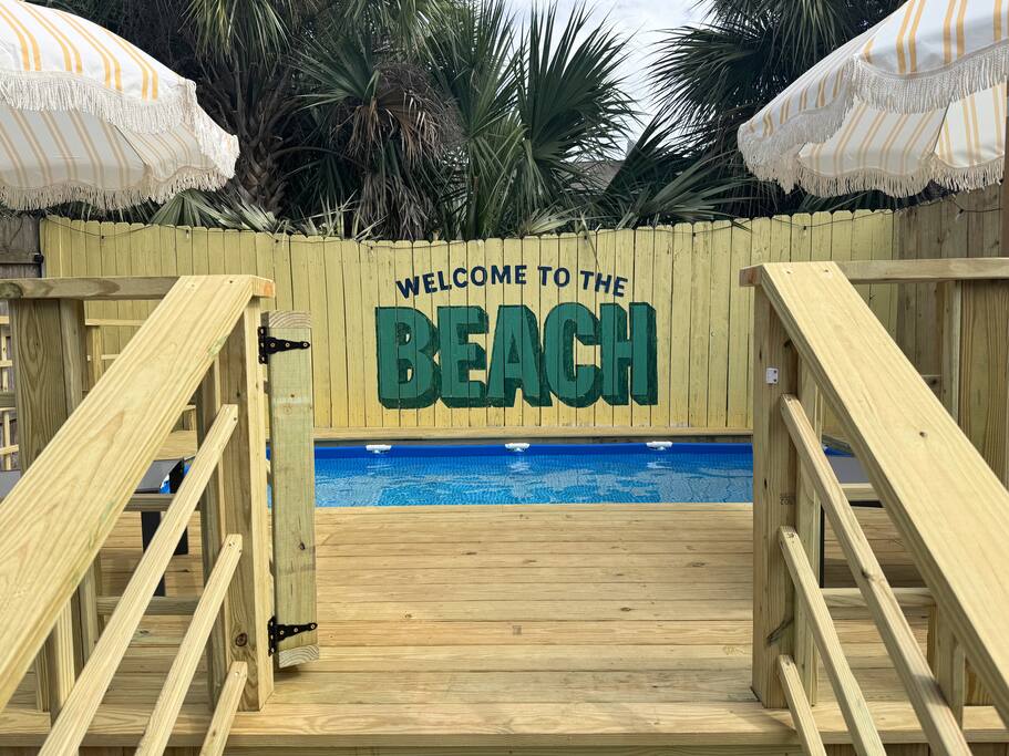 Disco Dolphin – Your Funky Beachside Haven in PCB