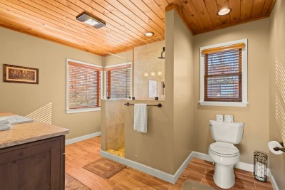 5BR with Amazing Long Range Views + Hot Tub! photo 11