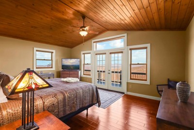 5BR with Amazing Long Range Views + Hot Tub! photo 6