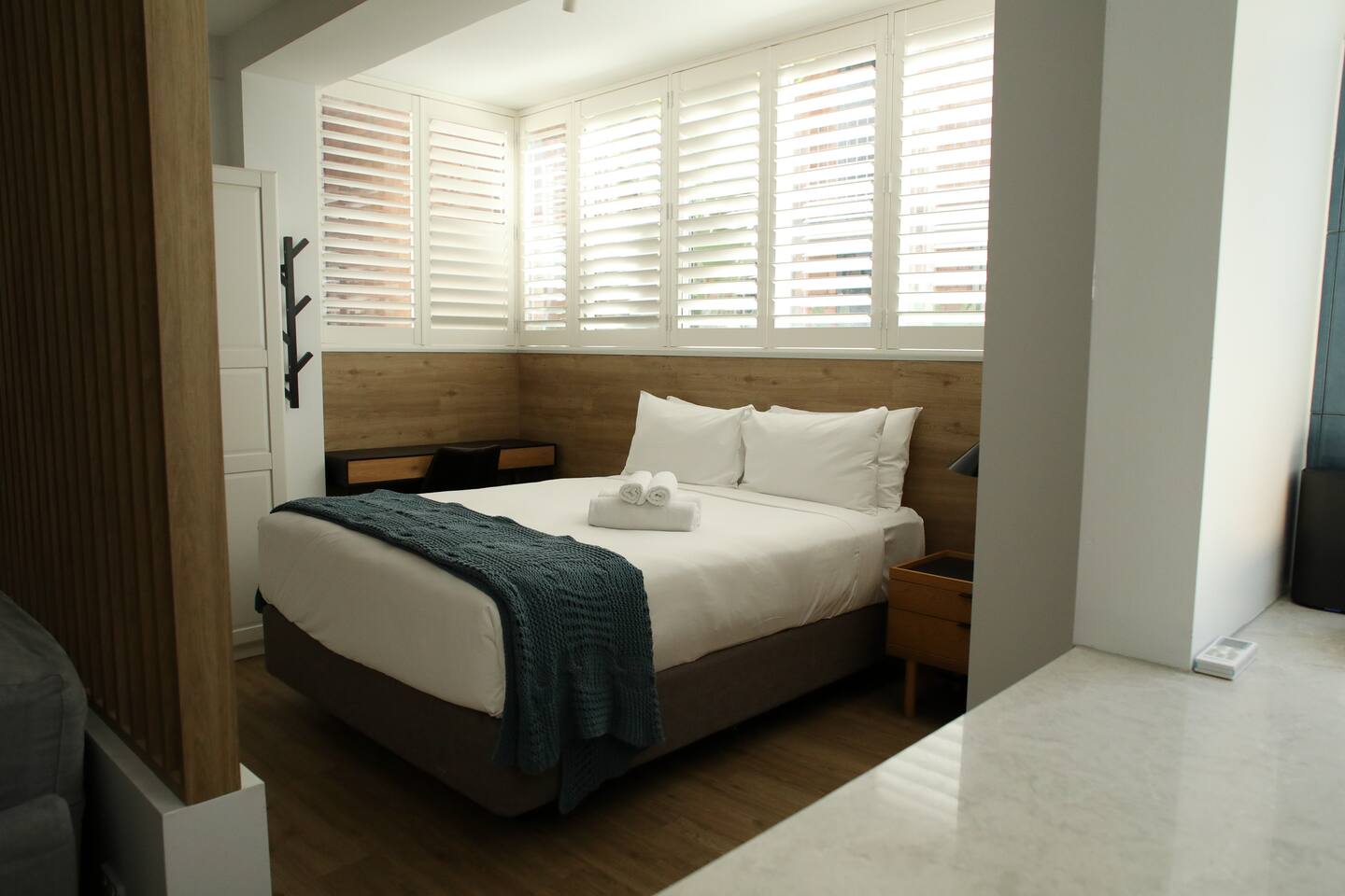 Bondi Beach Designer Studio - Hall St - Superhost