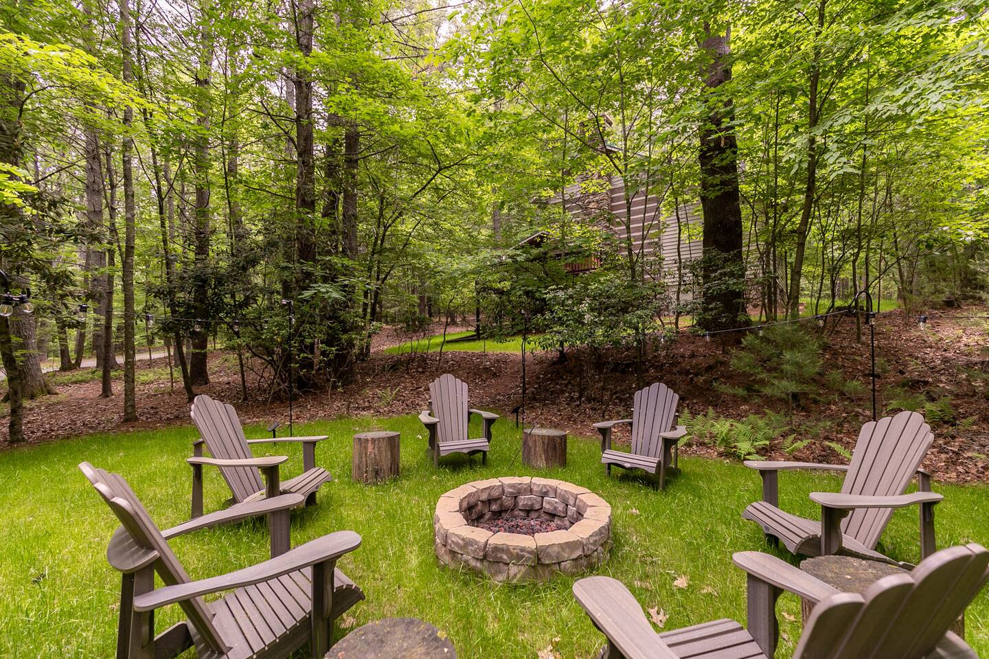 Whispering Pines - Cabin Rental in Fleetwood, NC