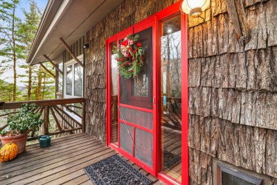 Charming 3BR Wooded Cabin Near Boone+ Blowing Rock photo 9