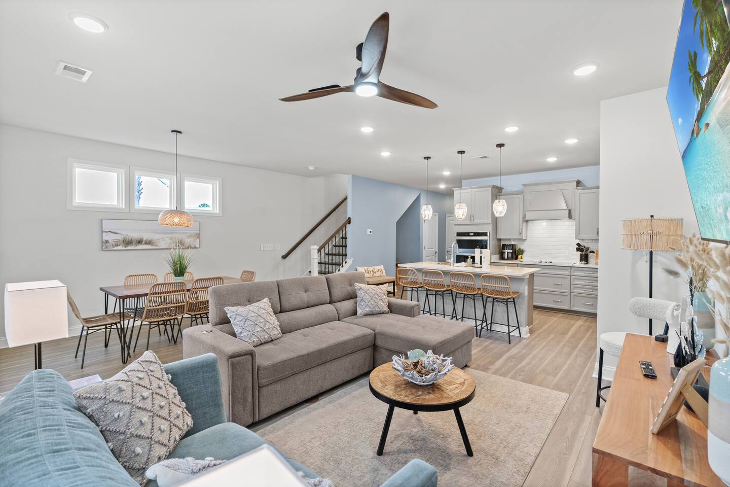 Par-fect Escape | 4BR Townhome Near Beach & Golf