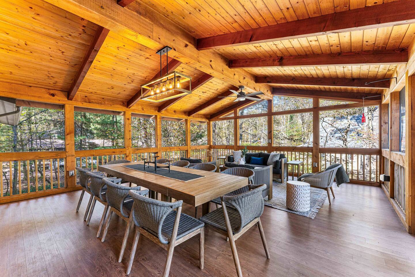 Lake Naomi-Mountain Treehouse Retreat w/Game Room