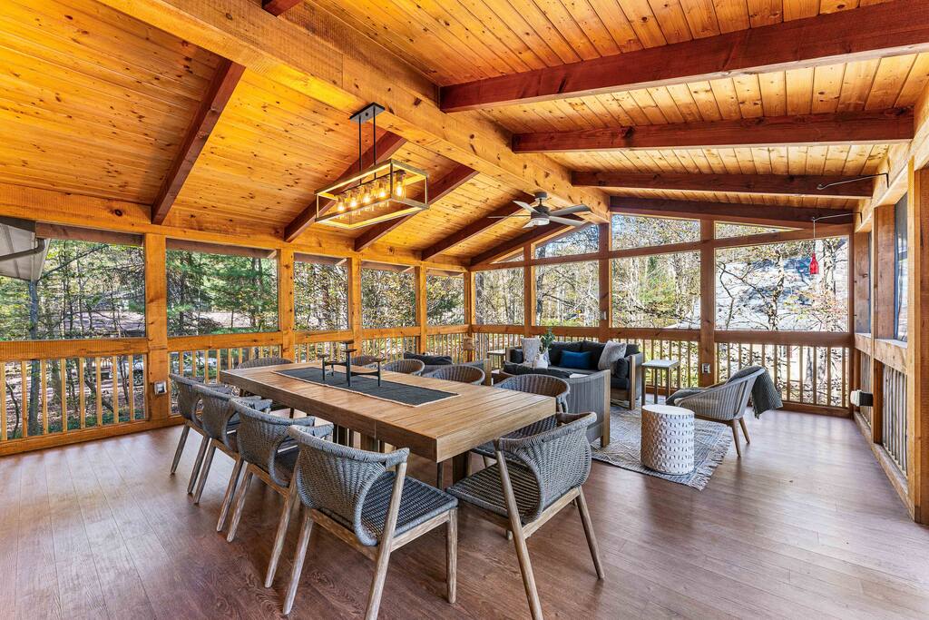 Lake Naomi-Mountain Treehouse Retreat w/Game Room