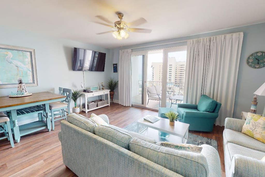 "615@TheBeach" Your Perfect PCB Getaway!