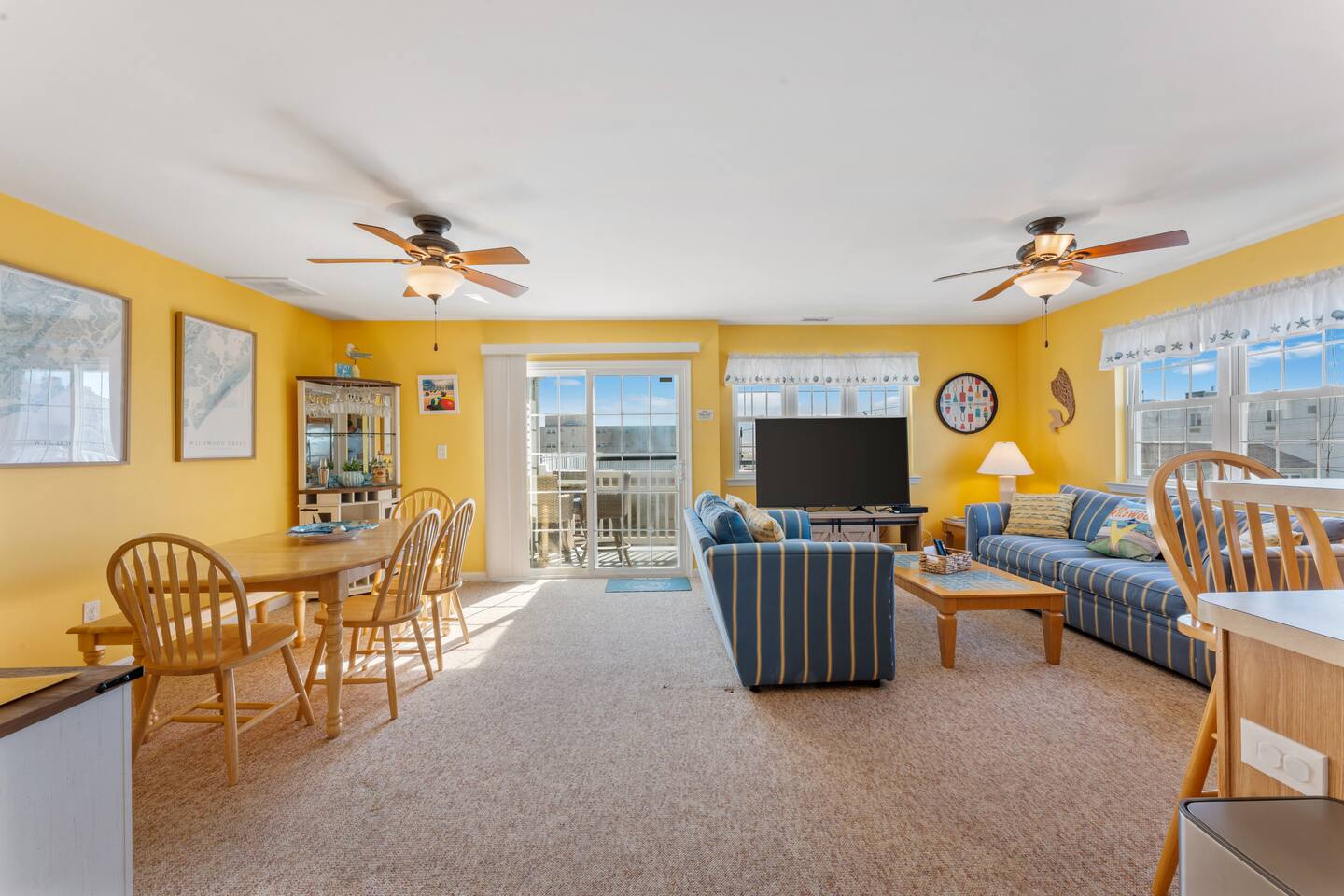 Ocean View Balcony 3BD | 2BA |Sleeps 9| 3X Parking