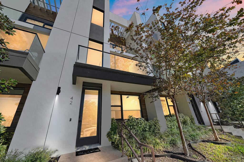 Paradise Living in Uptown Sarasota