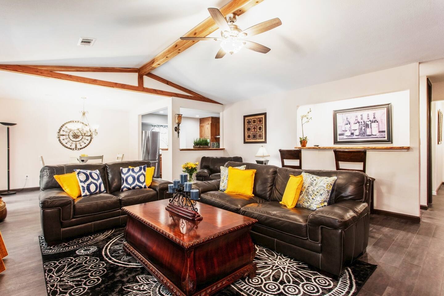 Stunning Custom Ranch in Central Roswell