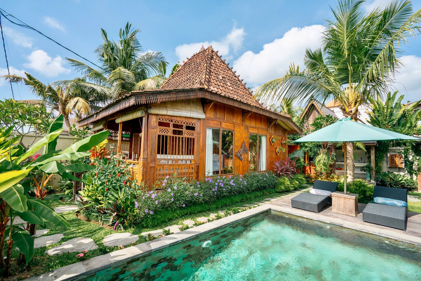 Rumah Richard – Come to Unwind and Relax