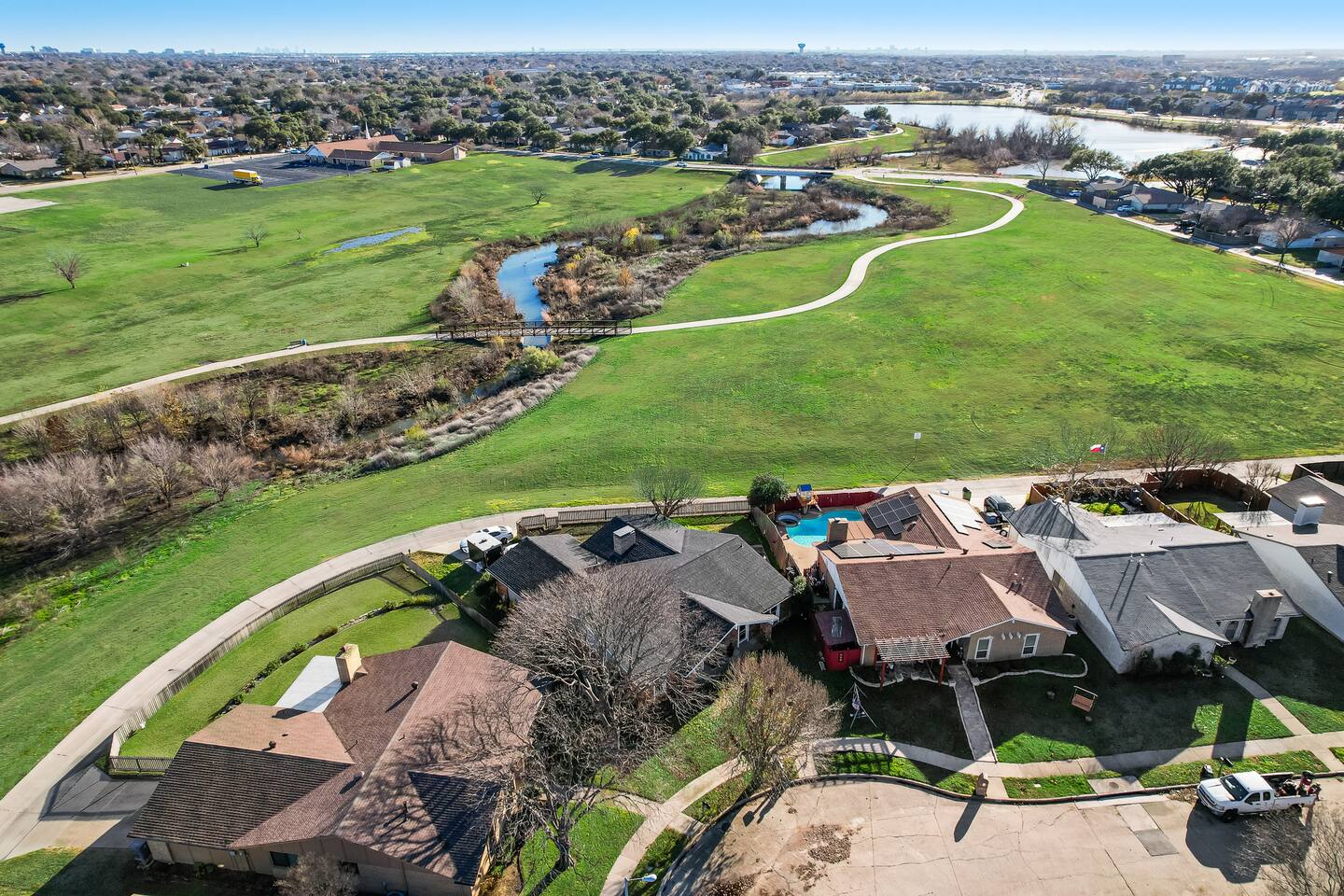 Furnished 3BR | Carrollton Lake | 30+ Day Stay