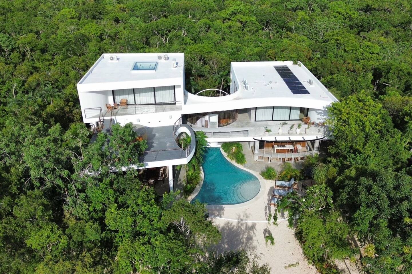 Villa Aqua|Luxury 9 Bedroom Villa & Private Cenote