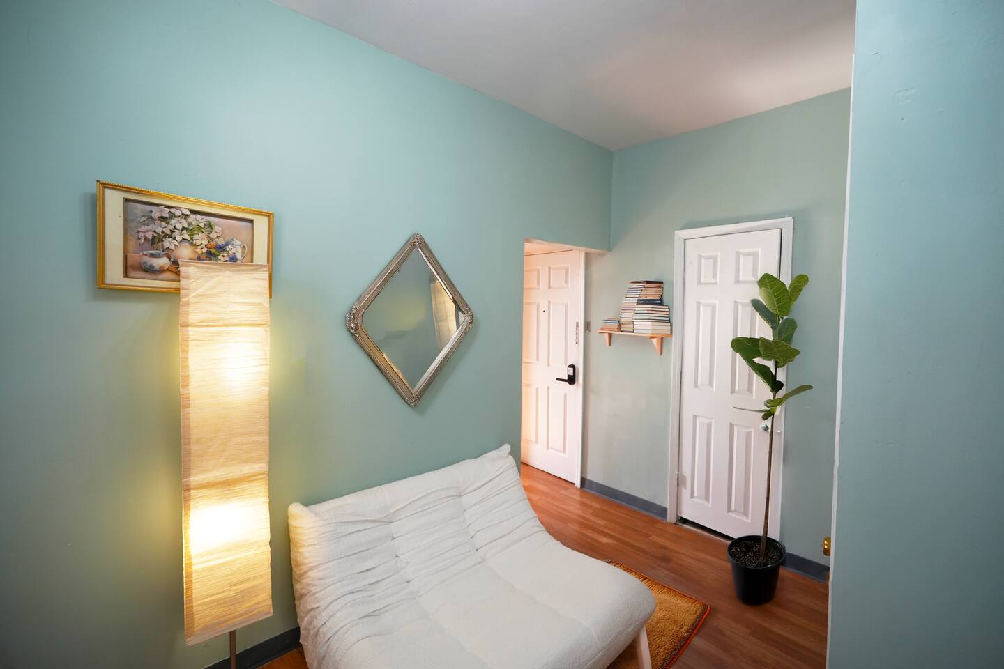 Not The The Ritz Carlton-15 min to Manhattan