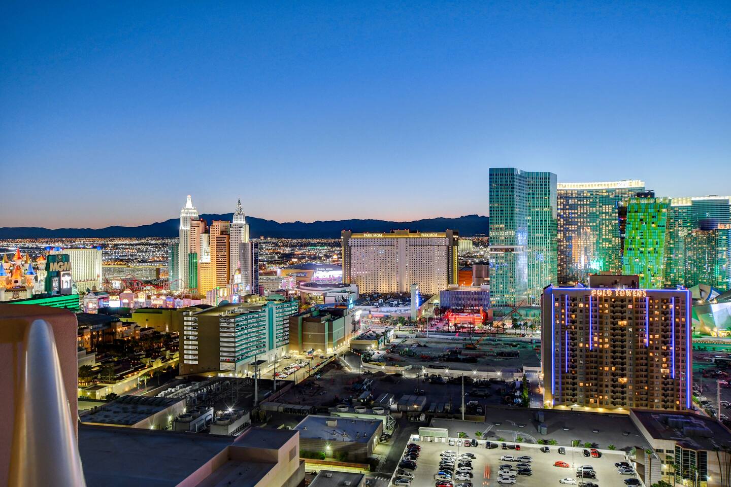 30th Floor Strip Views MGM Signature