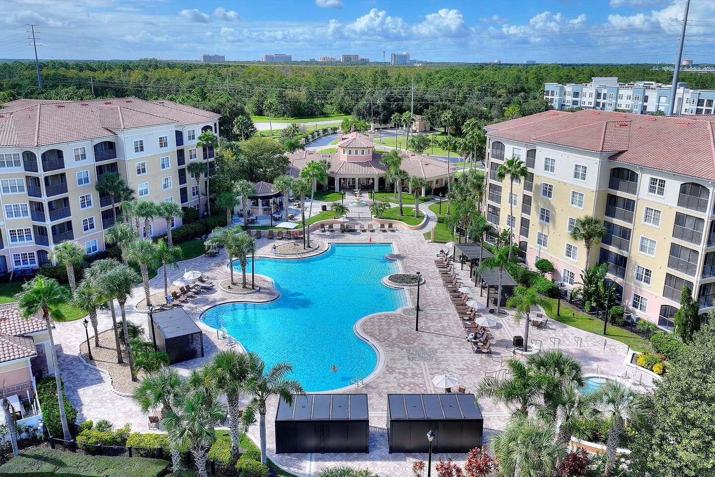 New Disney Area Renovated 2BR 2BA Lake View Condo