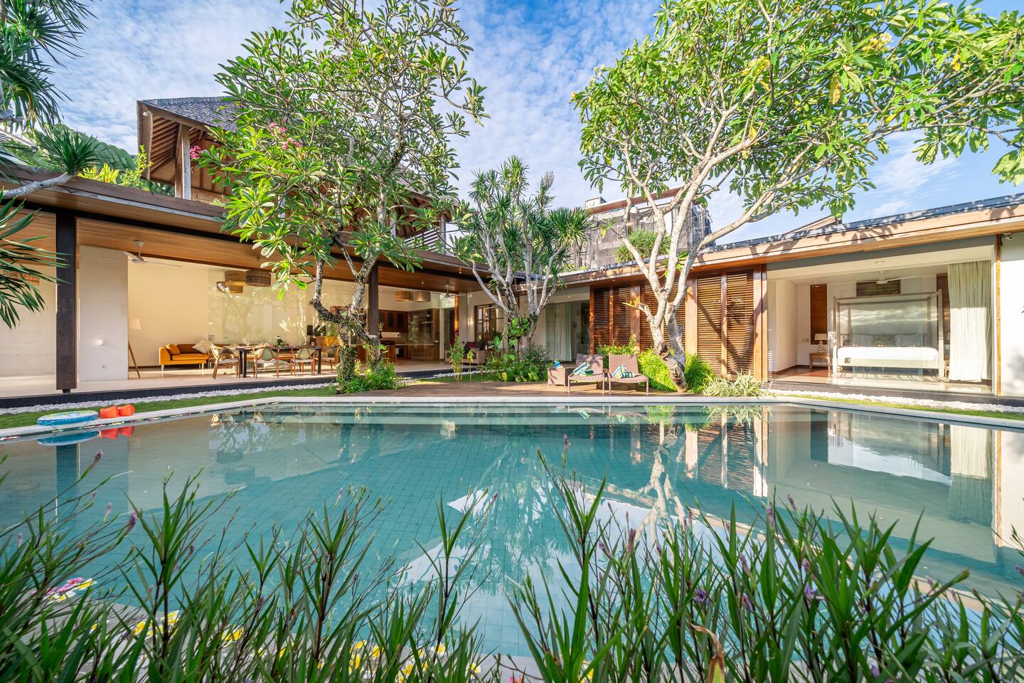 Lux Ayuni Big Modern 2BR Designer Villa Berawa