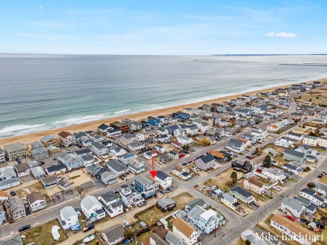 2 Apts, 4BD, Steps to Beach, Pet Friendly