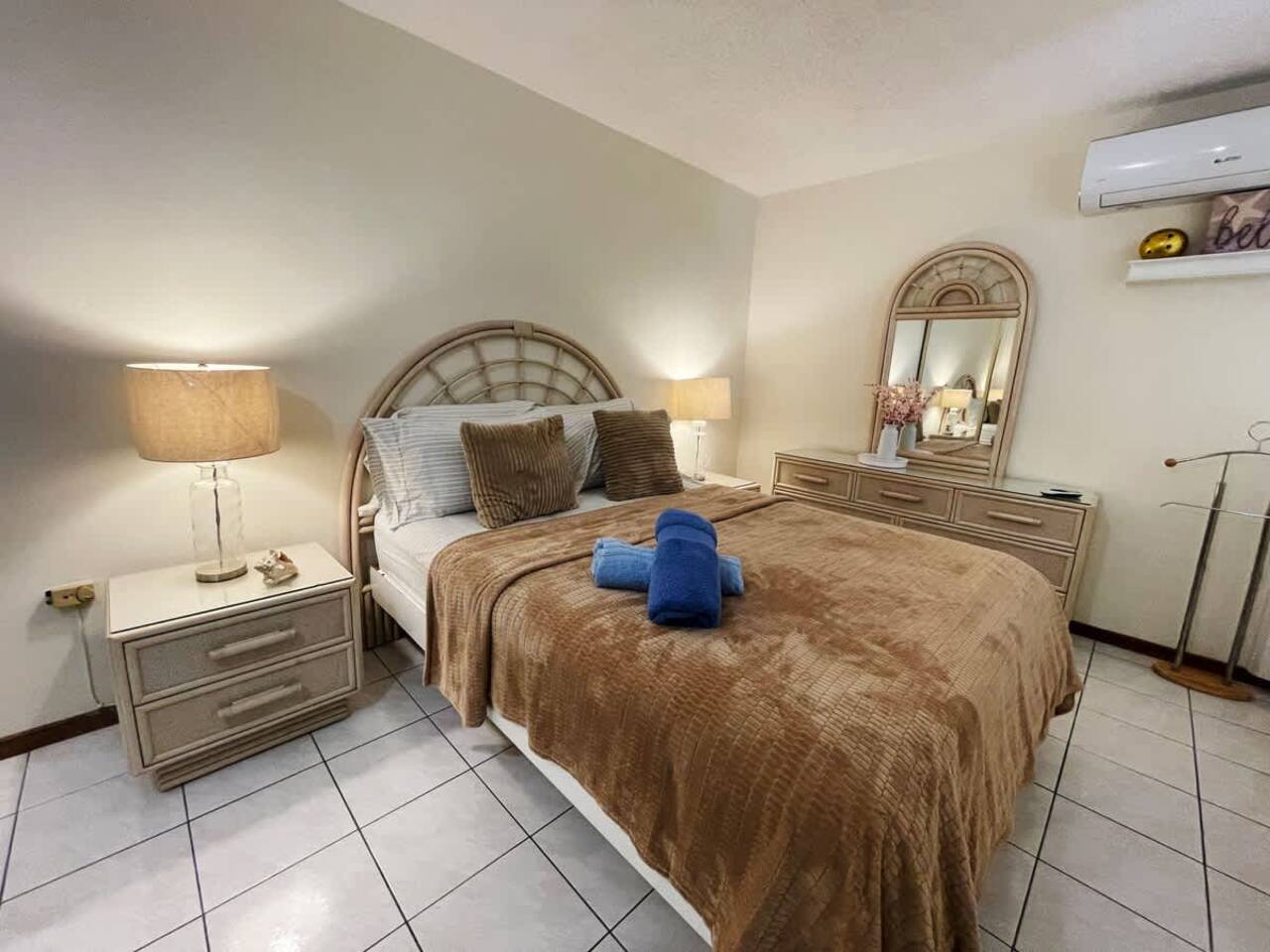 Close to Bakery 1st Floor Homey Apartment