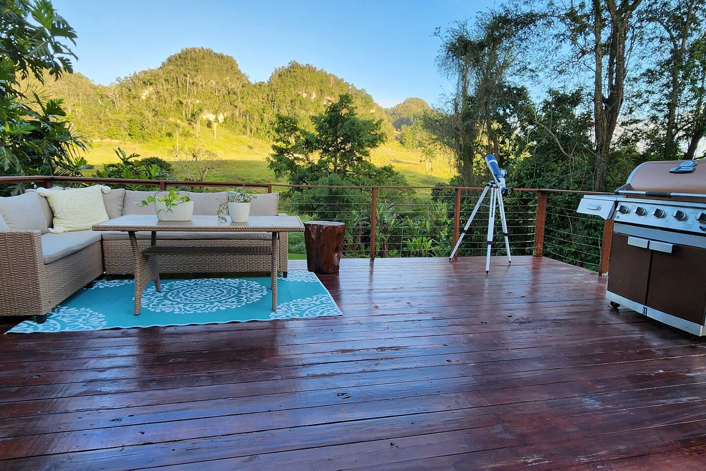 Nature Escape, Outdoor Cinema & River Adventure