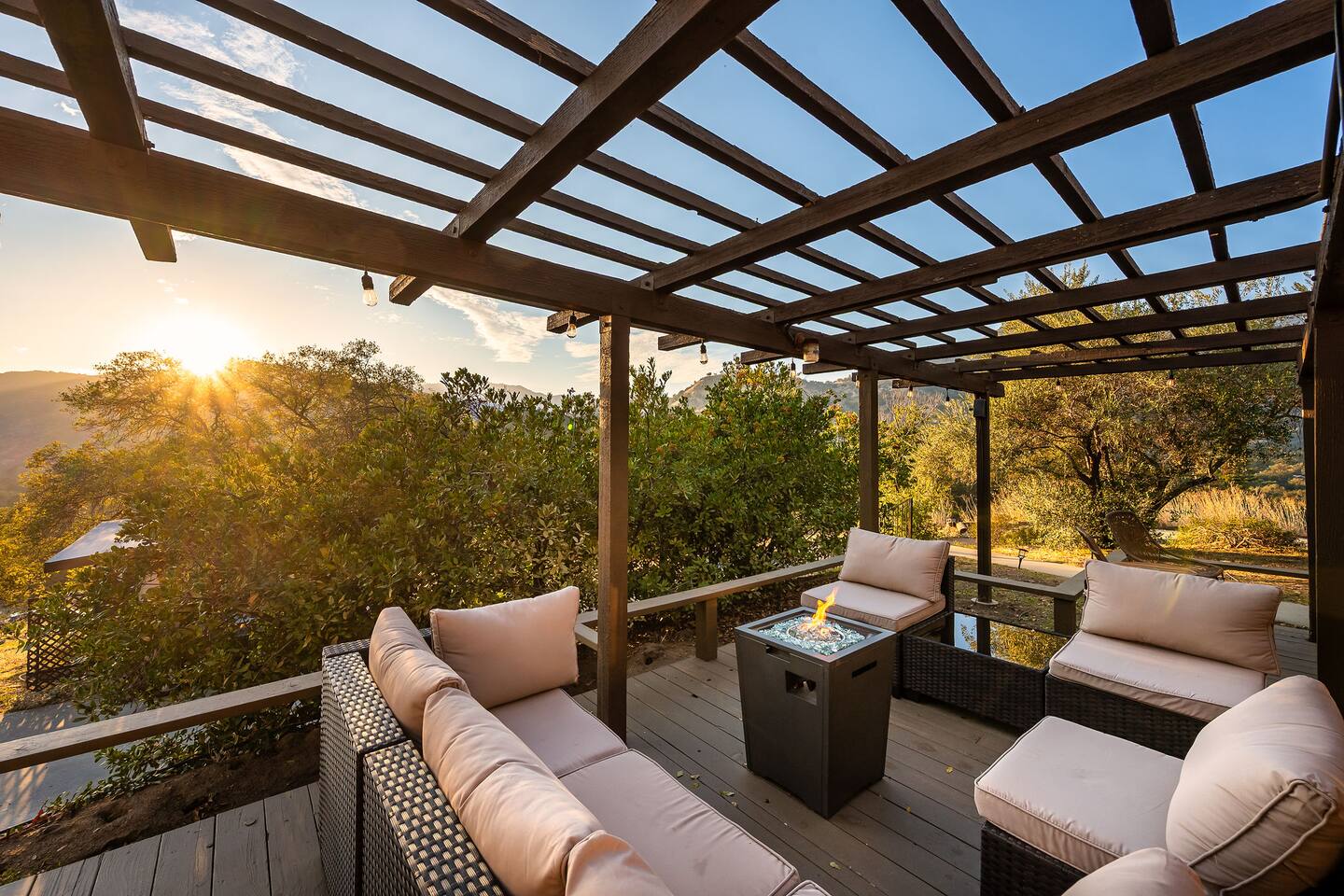 Sequoia Magic Views • Cozy Fire + Modern Design