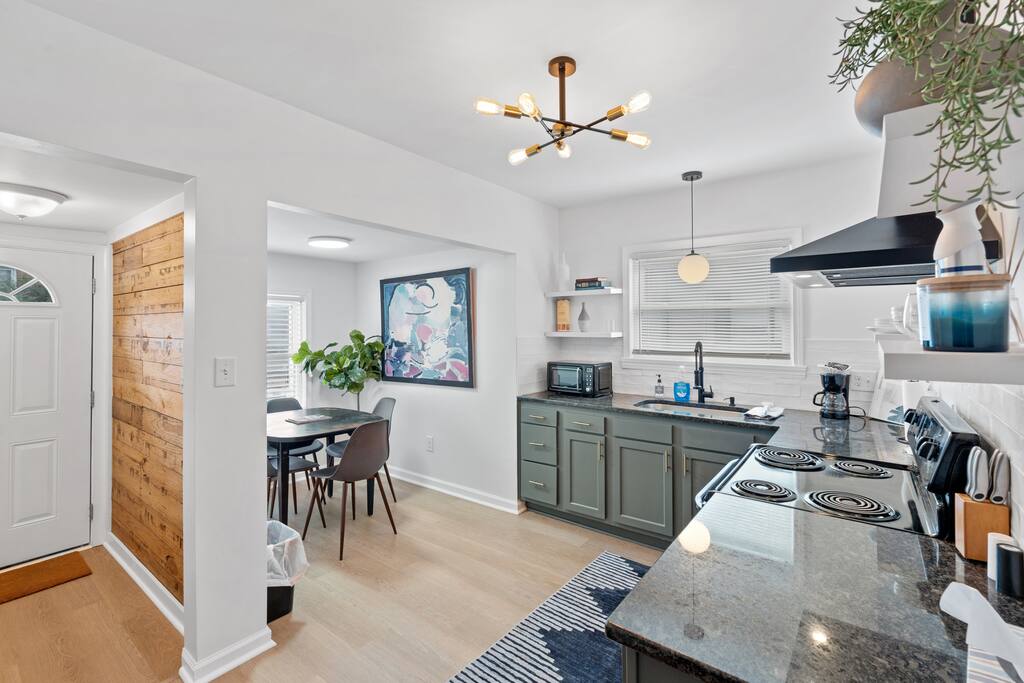 Comfortable 1-Bedroom Apartment in Downtown Lex