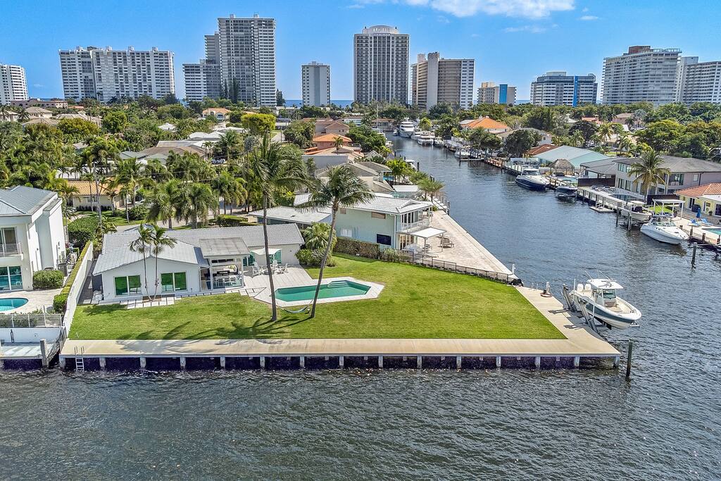 Direct Intracoastal & by the Beach | Gated | Pool