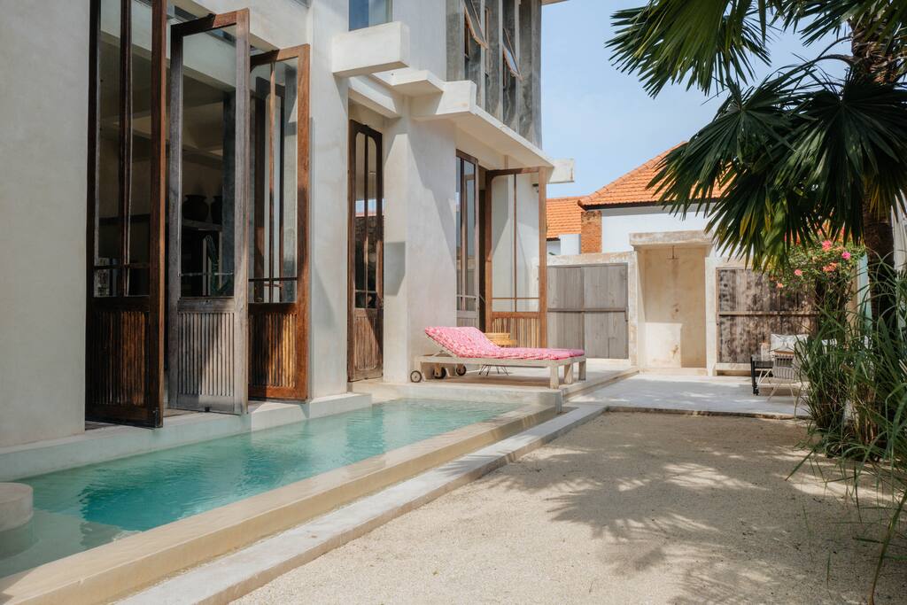 Rumah Puthi Villa – 2 Bedroom Ocean View Escape